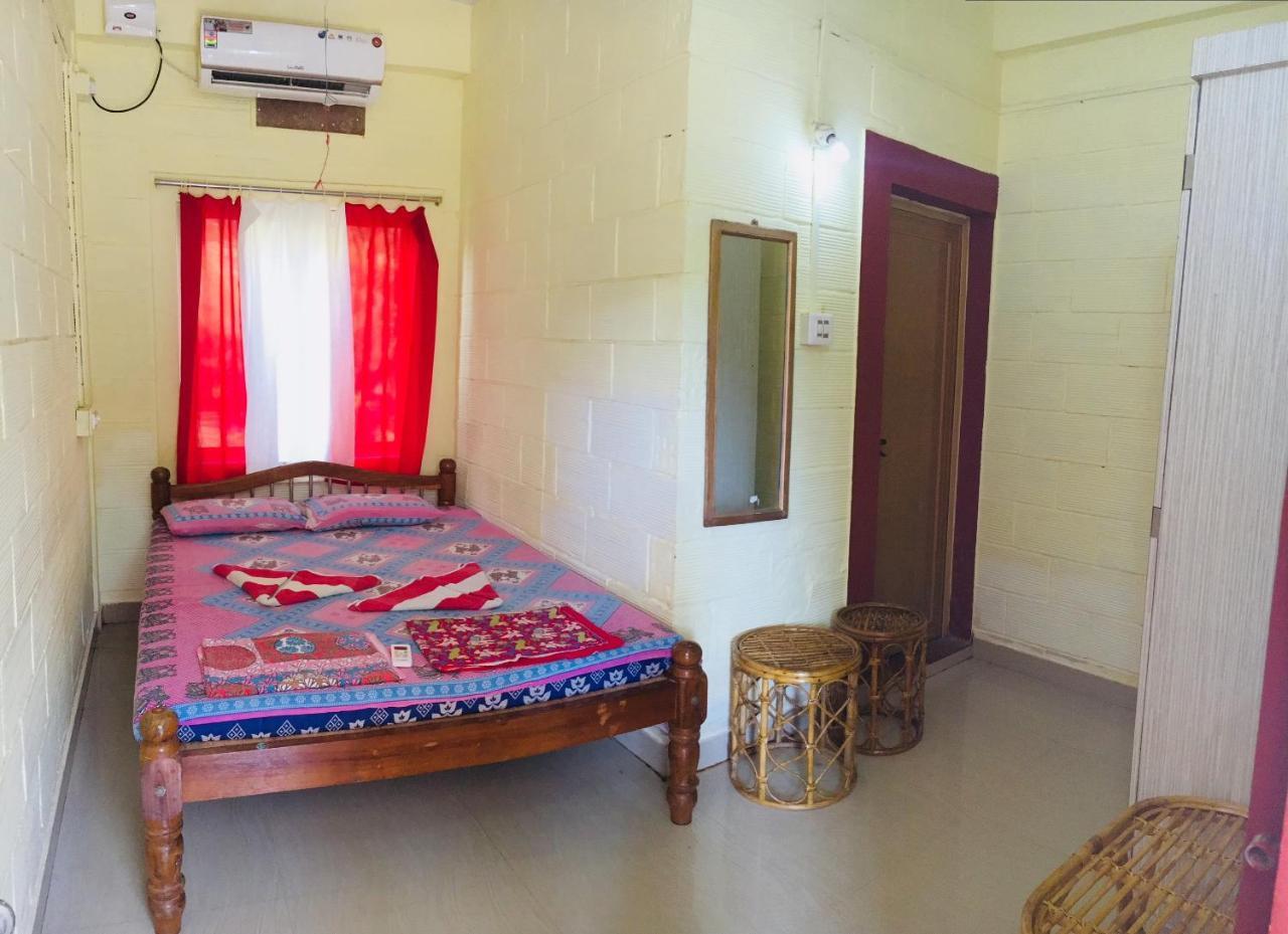 Hôtel Hari Om à Gokarna  Extérieur photo