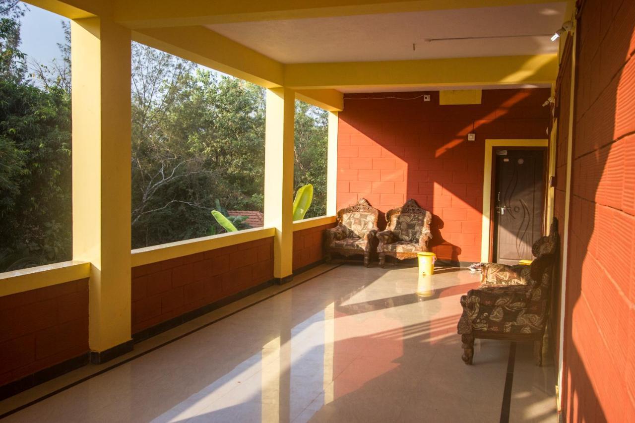 Hôtel Hari Om à Gokarna  Extérieur photo